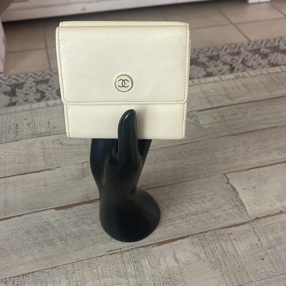 Chanel CC Logo Cream Caviar Leather TriFold Compact Wallet. Vintage - Picture 12 of 14